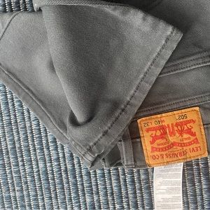 Levis Grey 502 40-32 Pre-Owned